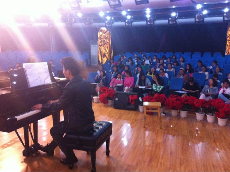 黑键艺术培训机构 成都钢琴培训班|成都艺术培