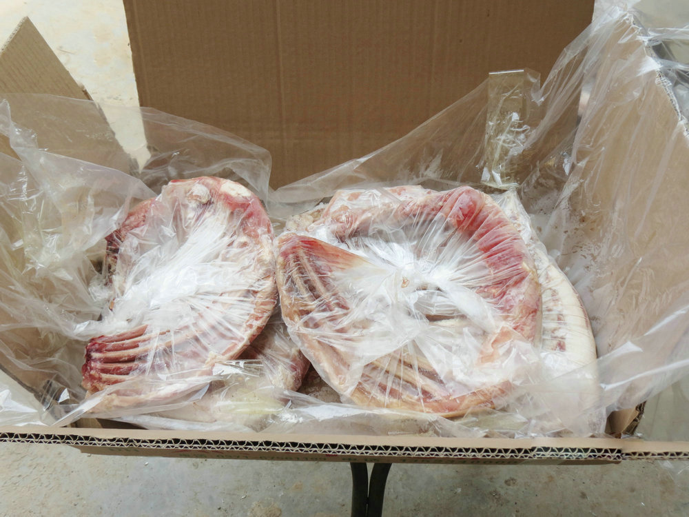 河南郑州羊肉|烤全羊批发零售基地-豫东小山羊